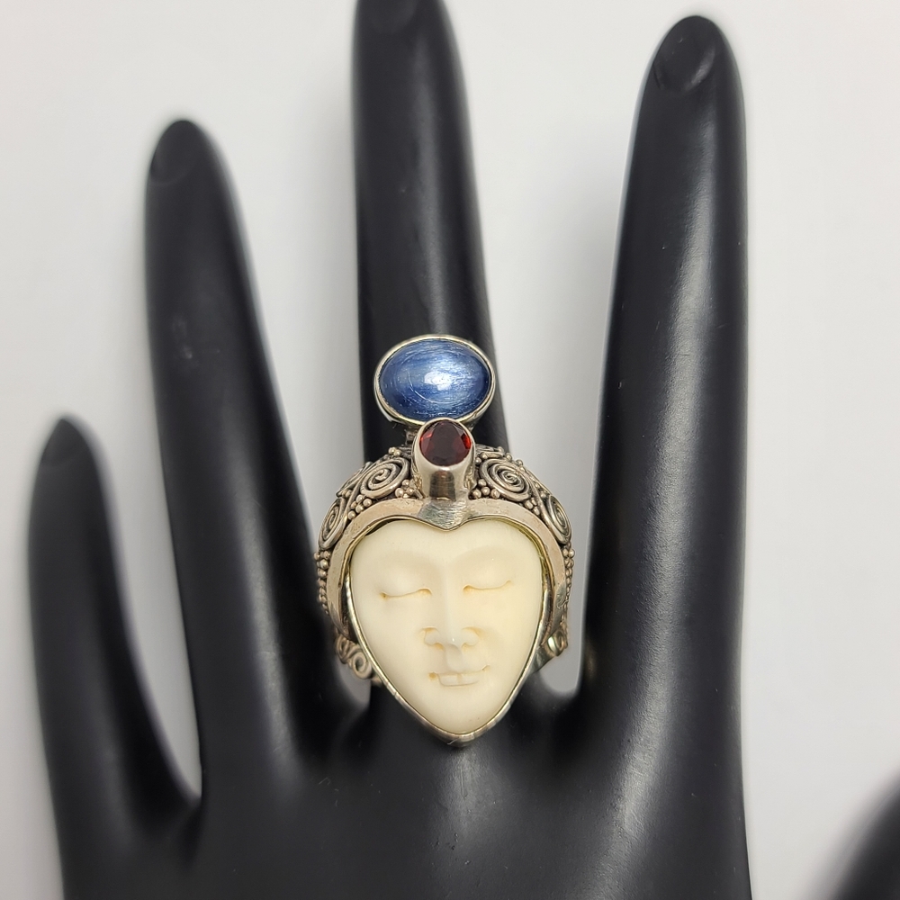 Bali Princess Mozambique Garnet Sterling Silver